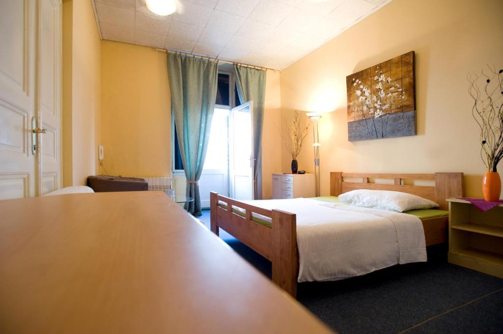 Club Hotel Praha Værelse billede
